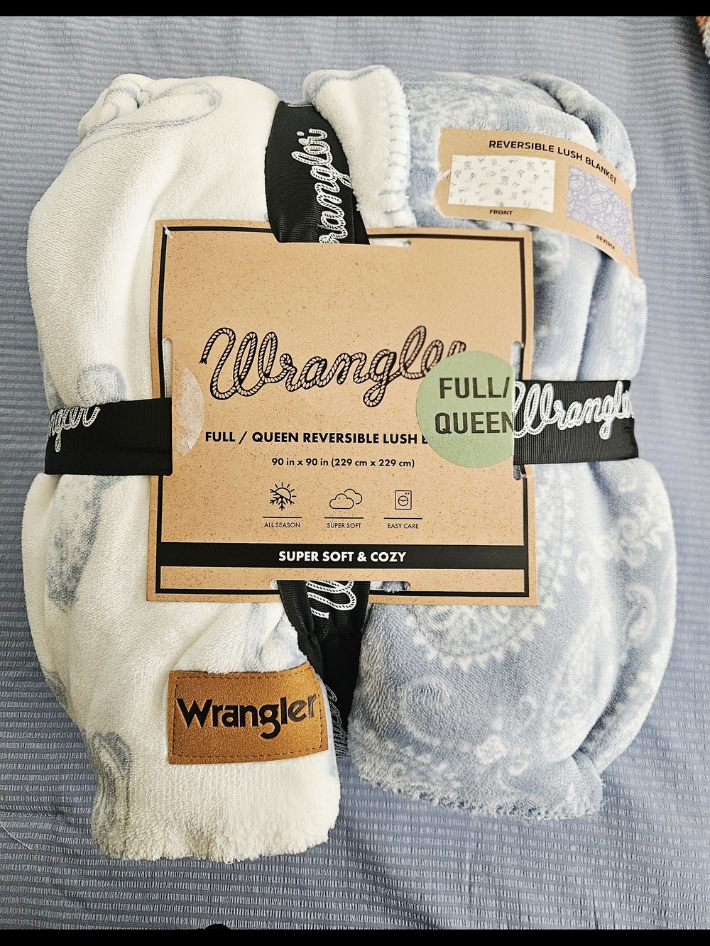 🤠 Wrangler Reversible Queen Size Plush Throw Blanket NWT 🤠